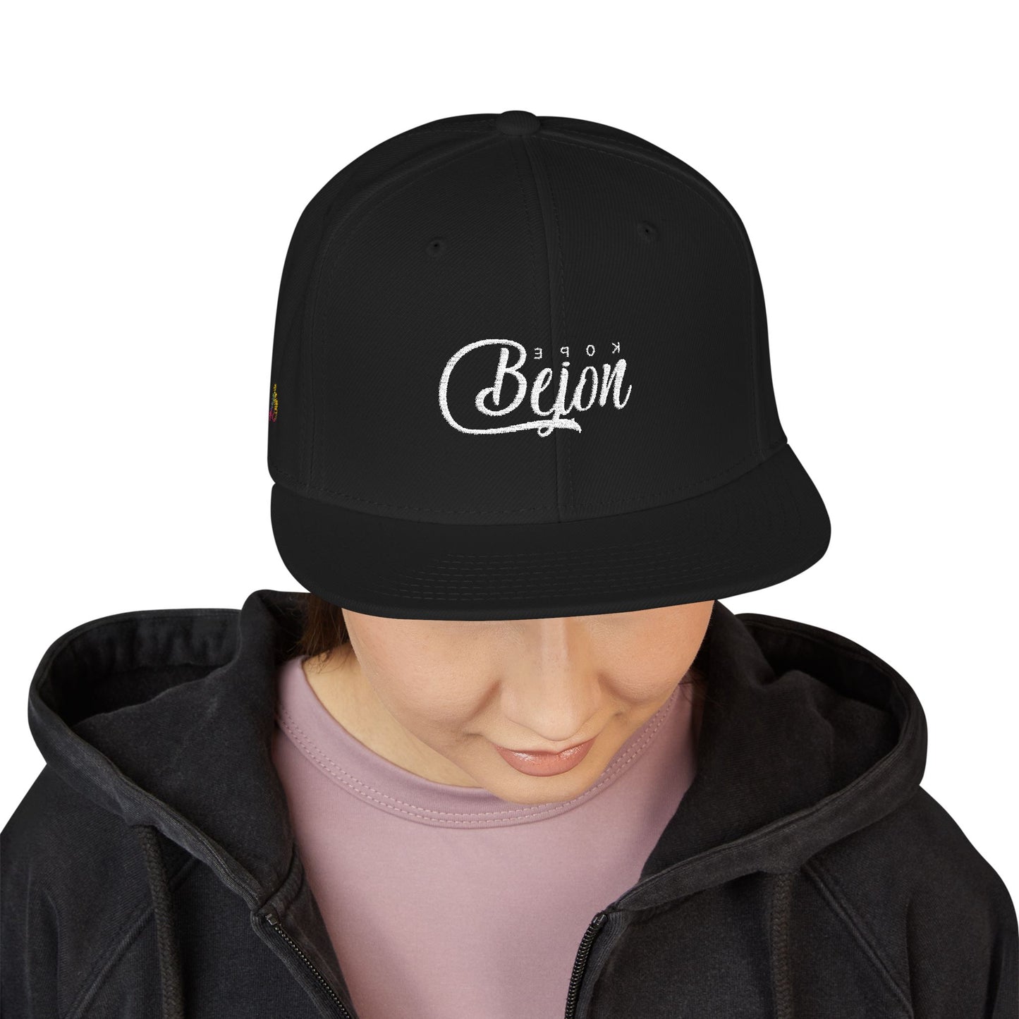 Stylish Embroidered Snapback Cap, Cool Hat for Casual Outfits, Trendy Gift for Fashion Lovers, Streetwear Accessory, Perfect for [...]